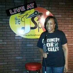 Aaliyah Adams - comedian