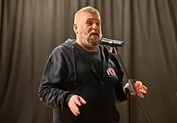 Adrian Leslie - comedian
