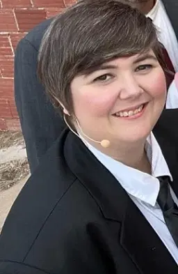 Bree Elliott  - comedian
