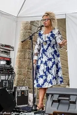 Shelley Szender - comedian