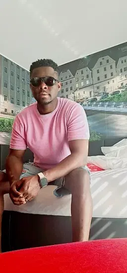 Chris Ahenkorah - comedian