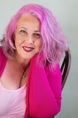 DeeDee Studholme - comedian