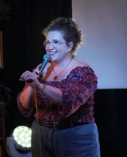 Diana McLaren - comedian