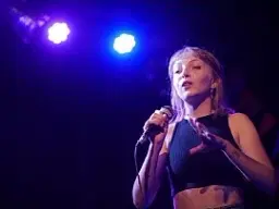 Elaine Robertson - comedian