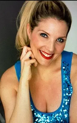 Erin Hart - comedian