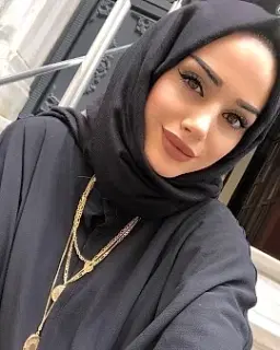 Ezra Hidaya - comedian