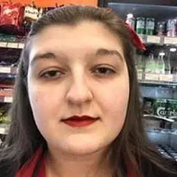 Gabriella Ellis - comedian