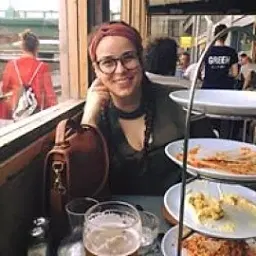 Karlie Menzel - comedian