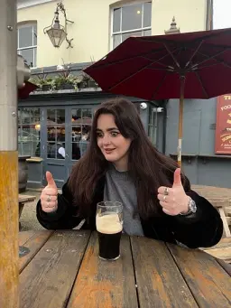 Kathryn Edwards - comedian