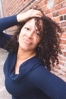 Kym Tucker - comedian
