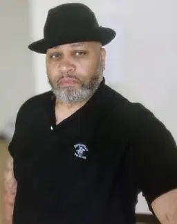 LJ White - comedian
