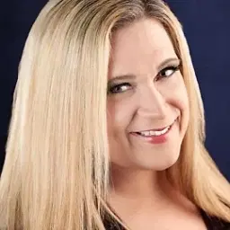 Lori Graves - comedian