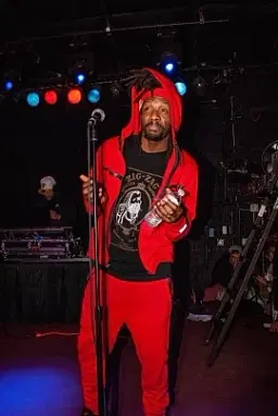 Luis Powell-Moreno - comedian