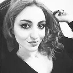 Maria Dede - comedian