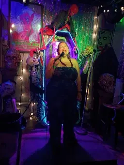 Melissa Mann - comedian