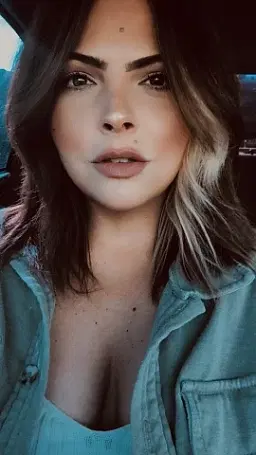 Molly Wilson - comedian