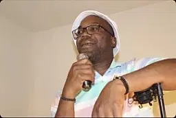 Mont Griff - comedian
