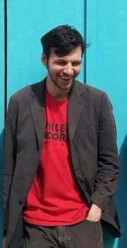 Owain Paciuszko - comedian