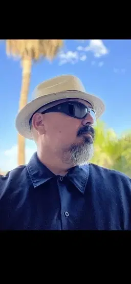 Raul Garcia - comedian