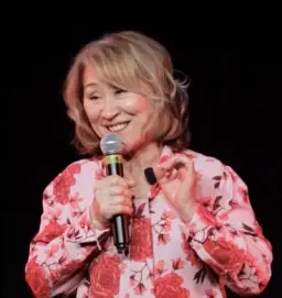Roza Nazar - comedian