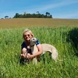 Samantha Day - comedian