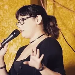 Sara Garza - comedian