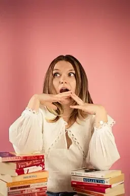 Shirley Halse - comedian