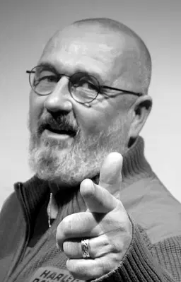 stuart sharpe - comedian
