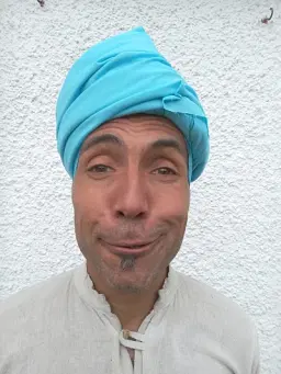 Saav Rin - comedian