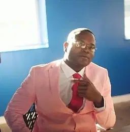 Tony Datiger - comedian