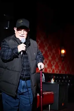 Tut - comedian