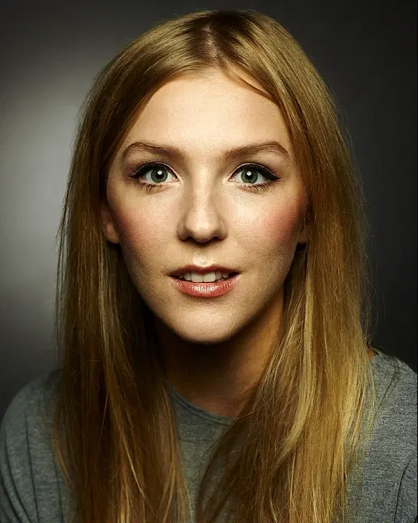 Beattie Edmondson photo