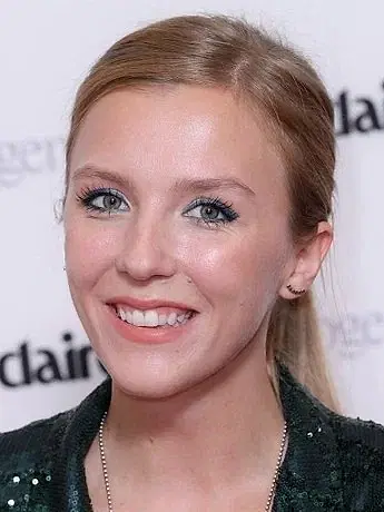 Beattie Edmondson photo