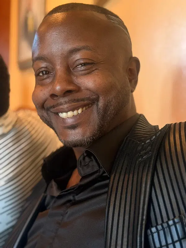 COMEDIAN JAMES DEVON photo