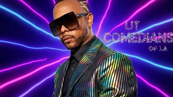 COMEDIAN JAMES DEVON photo