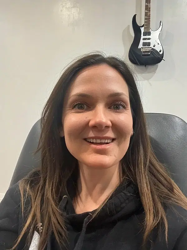 Anya Anderson photo