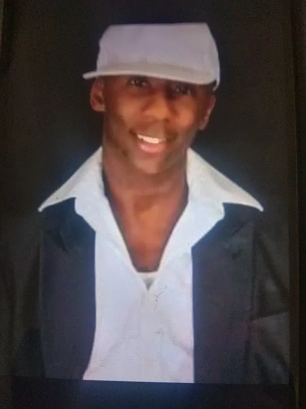 Tee U Dillard photo