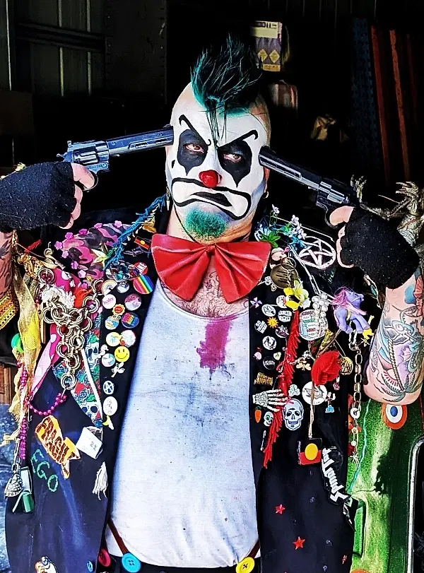 YOBBO THE CLOWN photo
