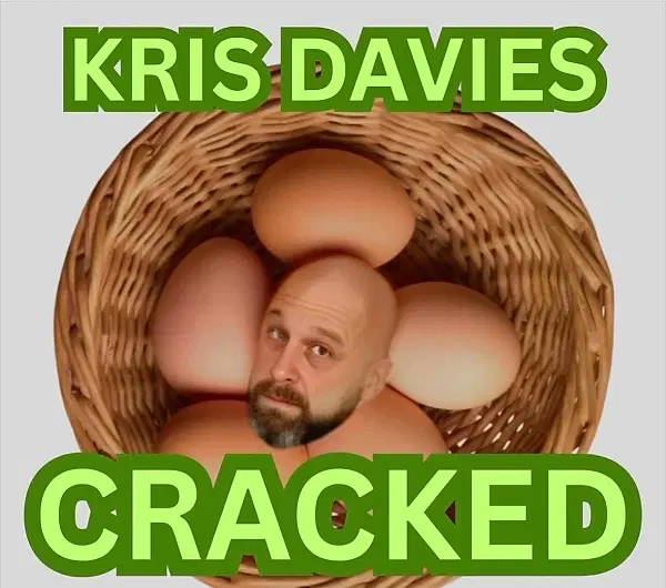 Kris Davies photo