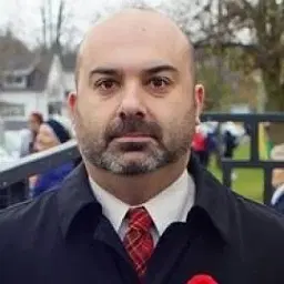 Adam Veri - comedian